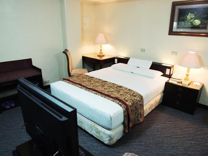 Hotel Asia Cebu Extérieur photo